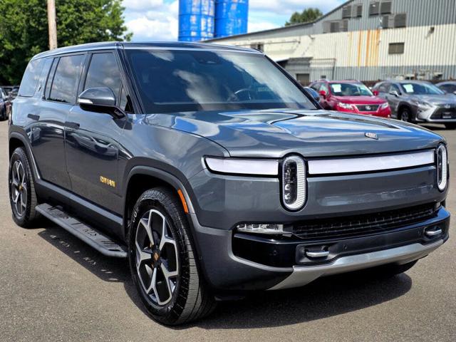 2023 Rivian R1S Adventure