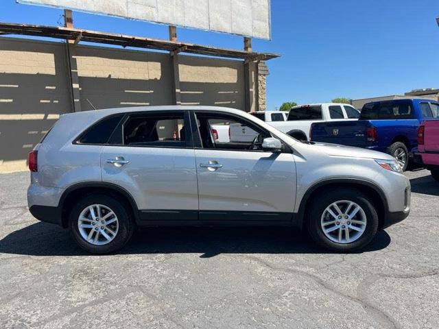 2014 Kia Sorento LX