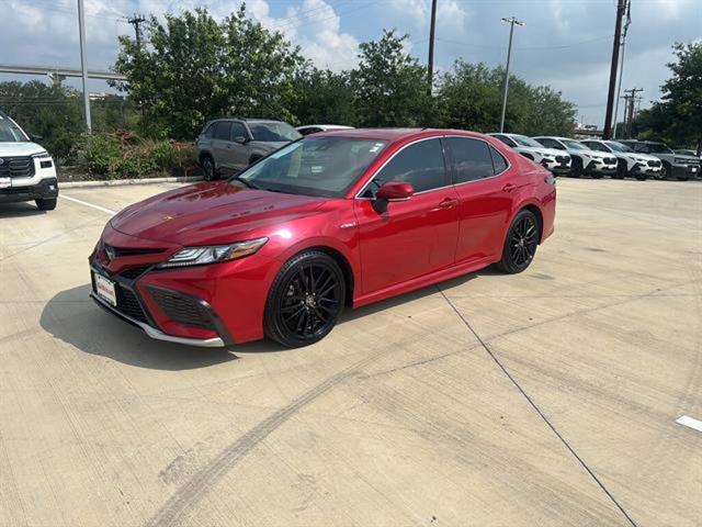 2021 Toyota Camry Hybrid XSE