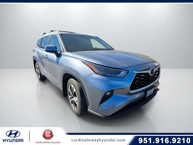 2024 Toyota Highlander Hybrid XLE
