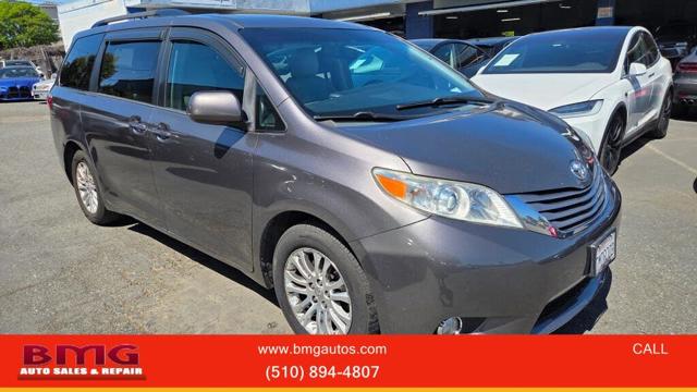 2015 Toyota Sienna XLE Premium 8-Passenger