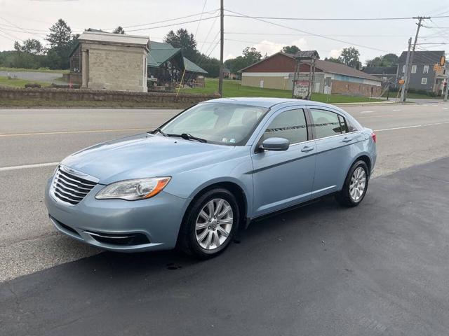 2013 Chrysler 200 Touring