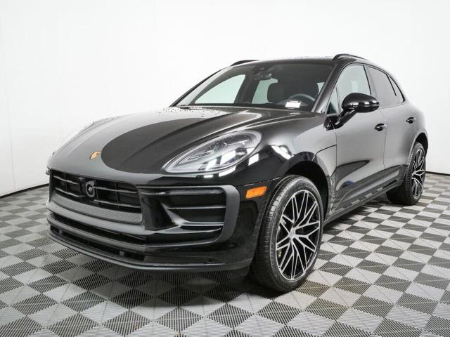 2026 Porsche Macan AWD