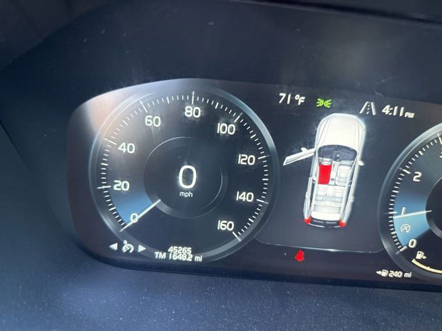 2020 Volvo XC60 T5 Momentum AWD