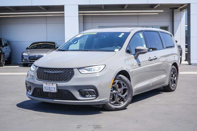 2022 Chrysler Pacifica Hybrid Limited