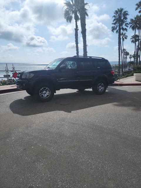2007 Toyota Sequoia 4 Dr SR5 V8