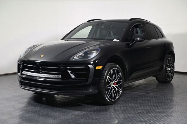 2023 Porsche Macan S AWD
