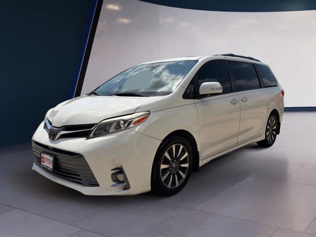 2018 Toyota Sienna Limited 7-Passenger