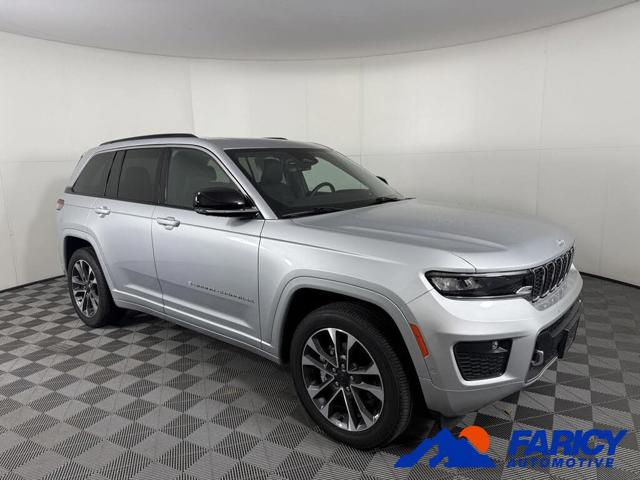 2025 Jeep Grand Cherokee Overland 4WD