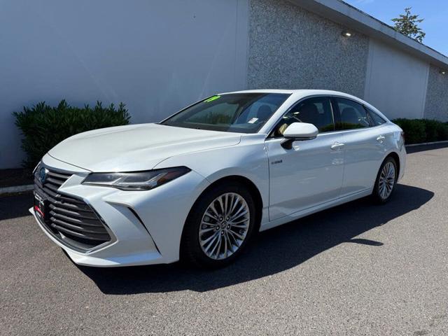2019 Toyota Avalon Hybrid Limited