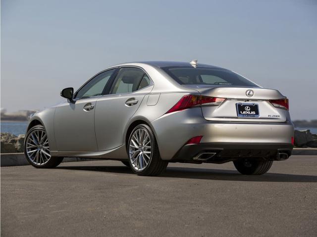 2018 Lexus IS 300 Base