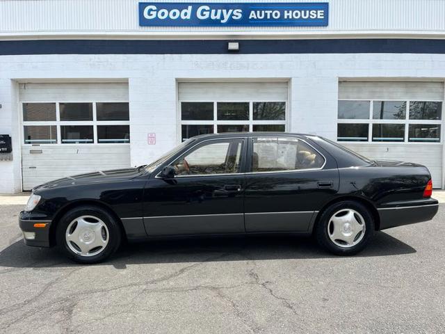 1999 Lexus LS 400 Base