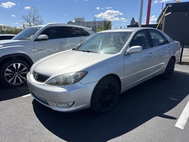 2005 Toyota Camry SE V6