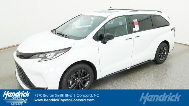 2026 Toyota Sienna XSE 7-Passenger AWD