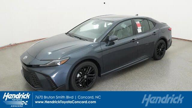 2026 Toyota Camry SE FWD