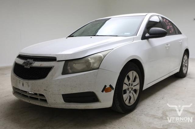 2014 Chevrolet Cruze LS Sedan FWD
