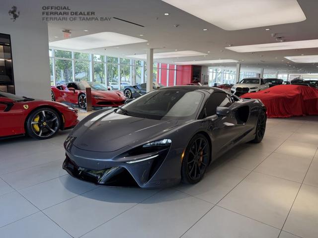 2025 McLaren Artura Spider Base