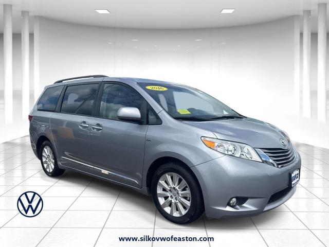2016 Toyota Sienna XLE Premium 7-Passenger AWD