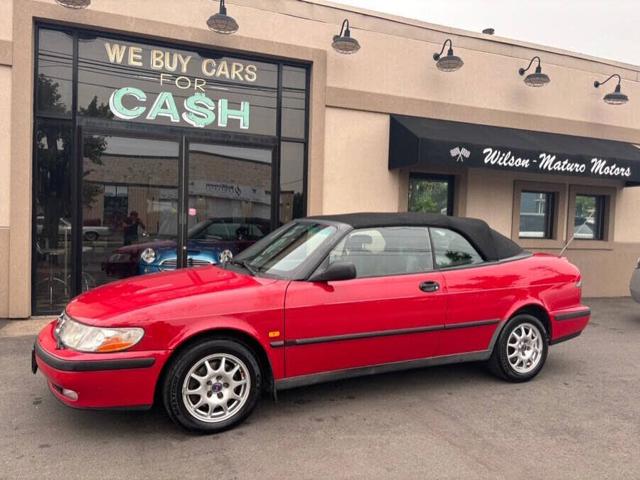 2000 Saab 9-3 Base