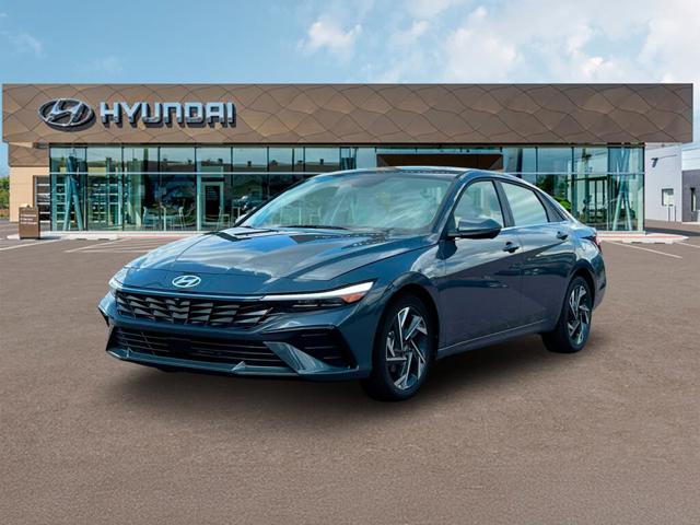 2025 Hyundai Elantra Limited FWD