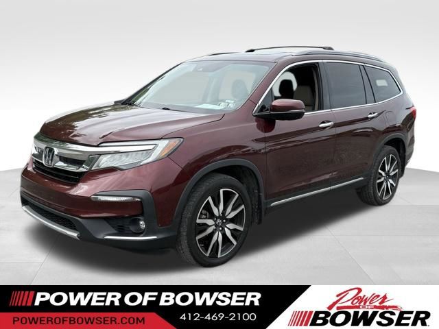 2021 Honda Pilot Touring AWD with Rear Captains