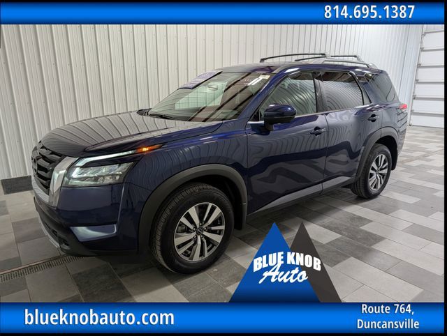 2025 Nissan Pathfinder SL 4WD