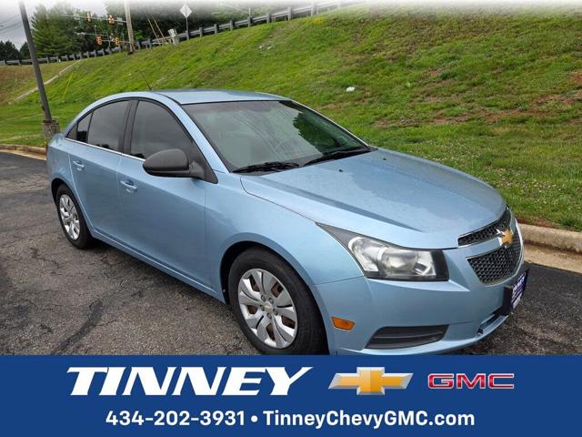 2012 Chevrolet Cruze LS Sedan FWD