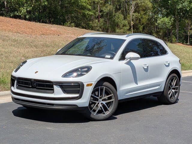 2025 Porsche Macan AWD
