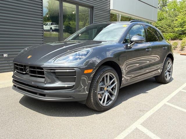2026 Porsche Macan T AWD
