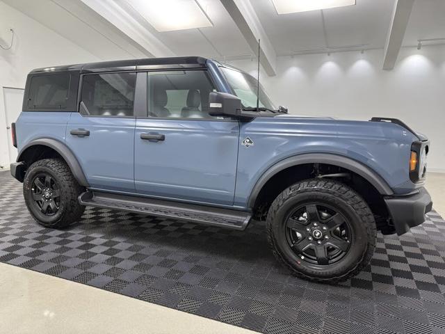 2025 Ford Bronco Outer Banks 4-Door 4WD