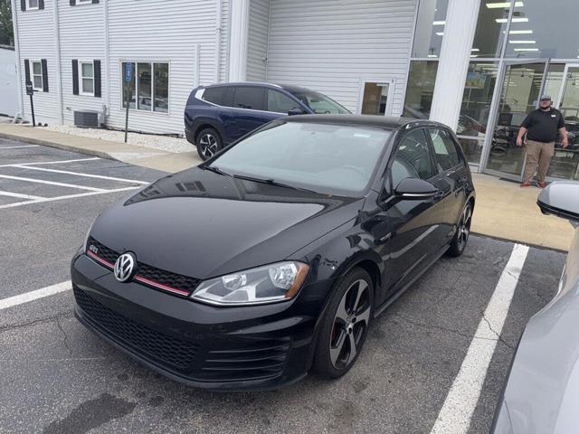 2017 Volkswagen Golf GTI 2.0T S 4-Door FWD