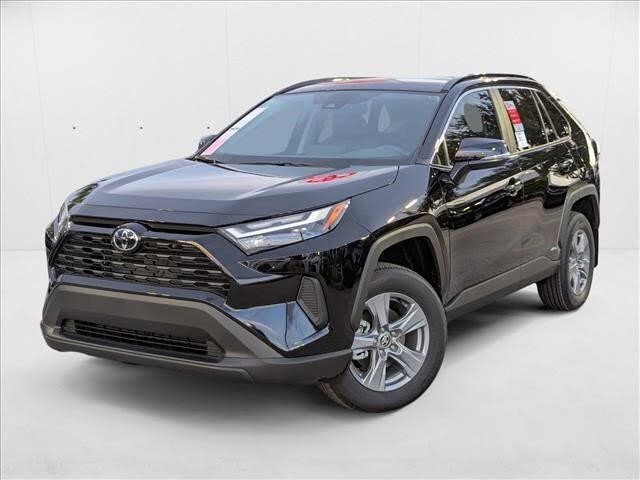 2025 Toyota RAV4 XLE AWD