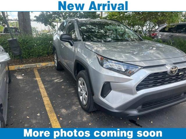 2021 Toyota RAV4 LE
