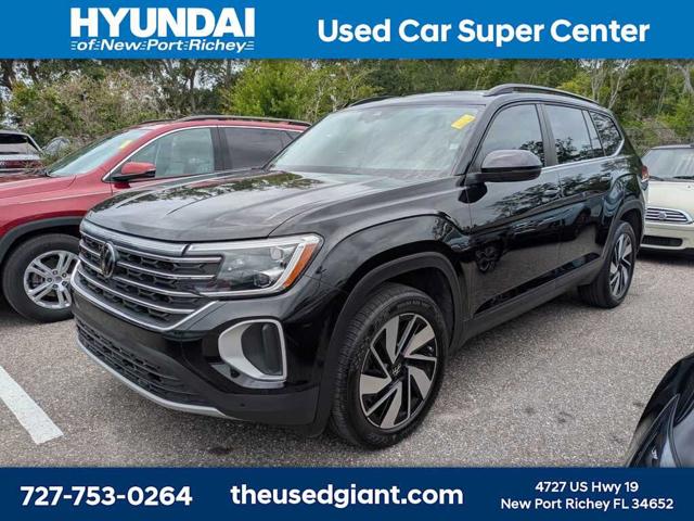 2024 Volkswagen Atlas SE FWD with Technology