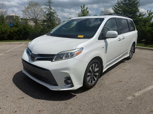 2019 Toyota Sienna Limited Premium 7-Passenger AW