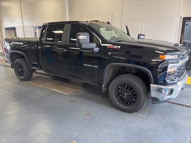 2025 Chevrolet Silverado 3500HD LT