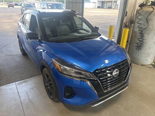 2023 Nissan Kicks SR FWD