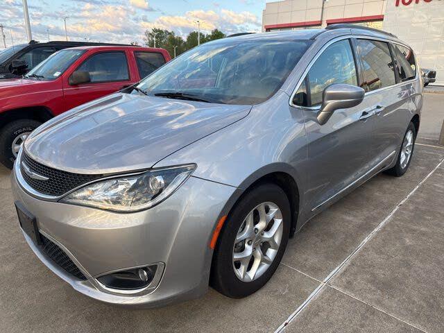 2017 Chrysler Pacifica Touring L FWD