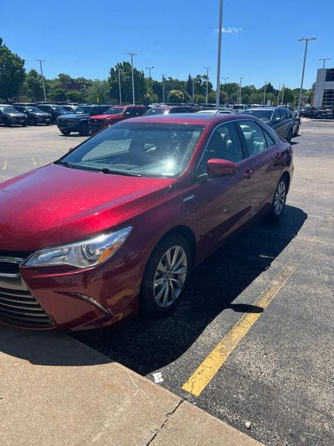 2016 Toyota Camry Hybrid XLE