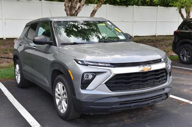 2025 Chevrolet Trailblazer LS FWD