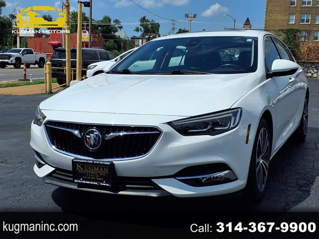 2020 Buick Regal Sportback Essence