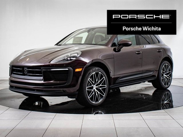 2026 Porsche Macan AWD