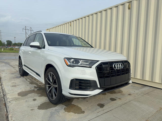 2023 Audi Q7 quattro Premium Plus 55 TFSI