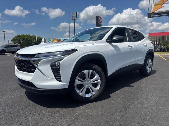 2026 Chevrolet Trax LS FWD