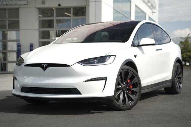 2024 Tesla Model X Plaid