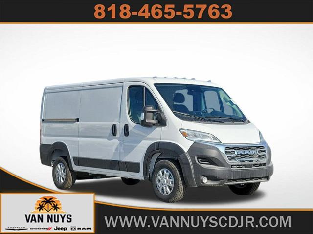2025 Ram ProMaster Cargo Van 1500 SLT 136 Low Roof Cargo Va