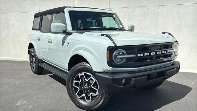 2023 Ford Bronco Outer Banks 4-Door 4WD