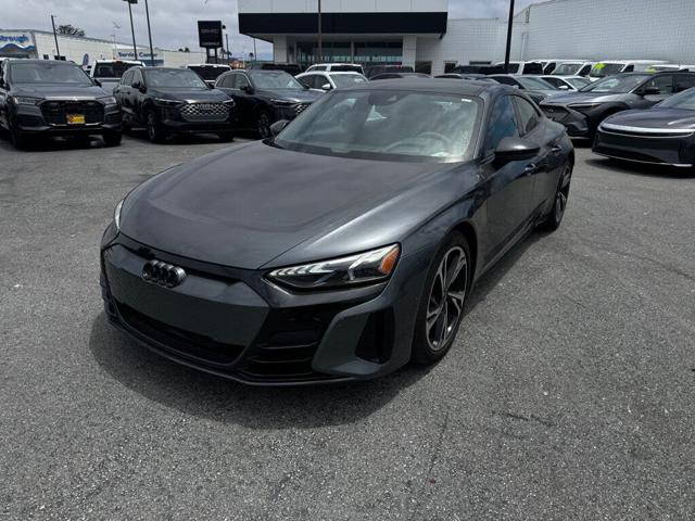 2023 Audi e-tron GT quattro Prestige