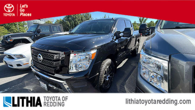 2020 Nissan Titan SV