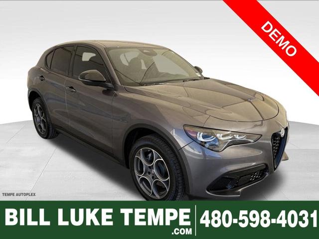 2025 Alfa Romeo Stelvio AWD